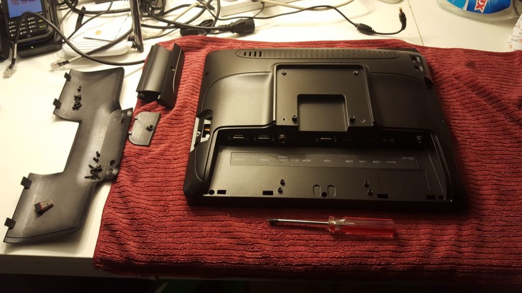 How to Replace LCD of a J1900 POS Terminal 1 View the back of J1900 POS Terminal